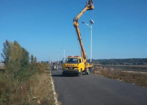 太陽(yáng)能路燈維修